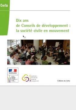 couverture de "Dix ans de conseils de développement : la société civile en mouvement"