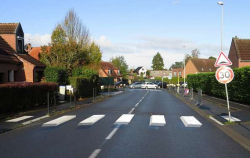 passage piétons 3D dans un quartier pavillonnaire