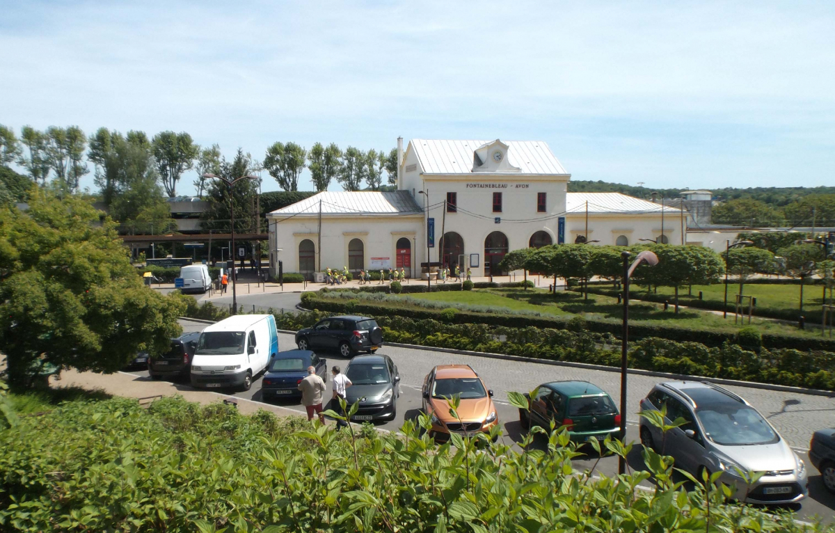 Vue de la gare de Fontainebleau-Avon (Mai 2017)