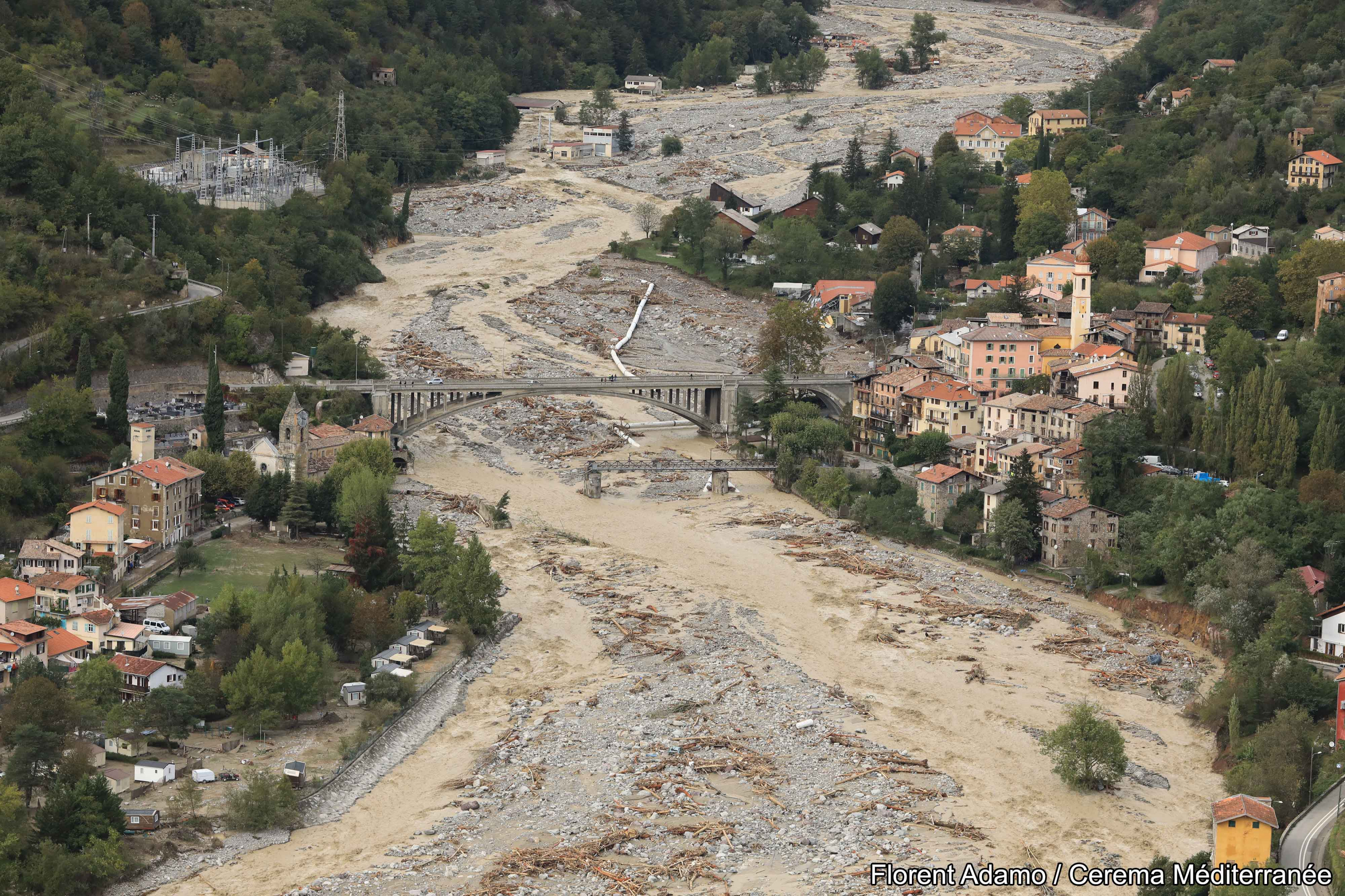 Un an apr s la vall e de la Roya se reconstruit retour sur l