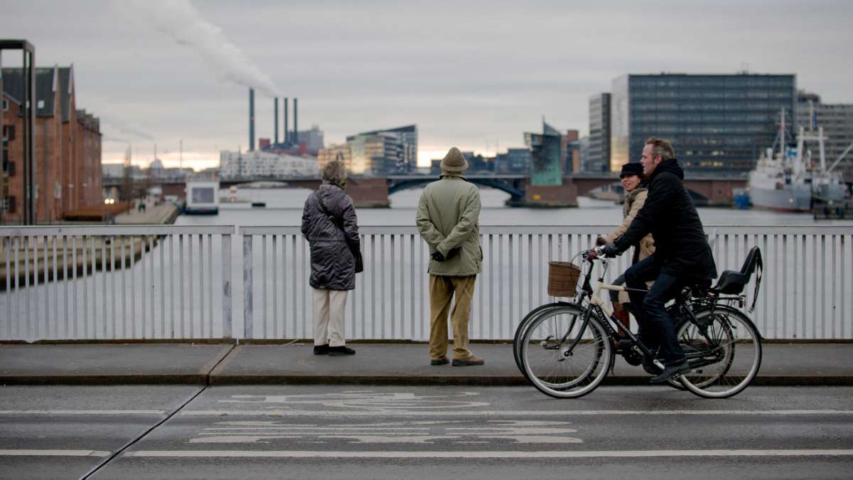 Cyclistes et piétons urbains