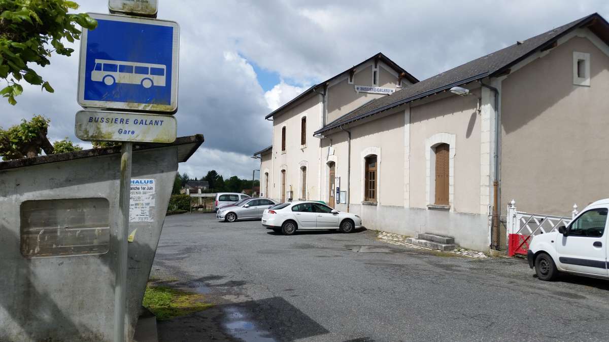 Gare de Bussière-Galant en Haute-Vienne (étude PMRu)