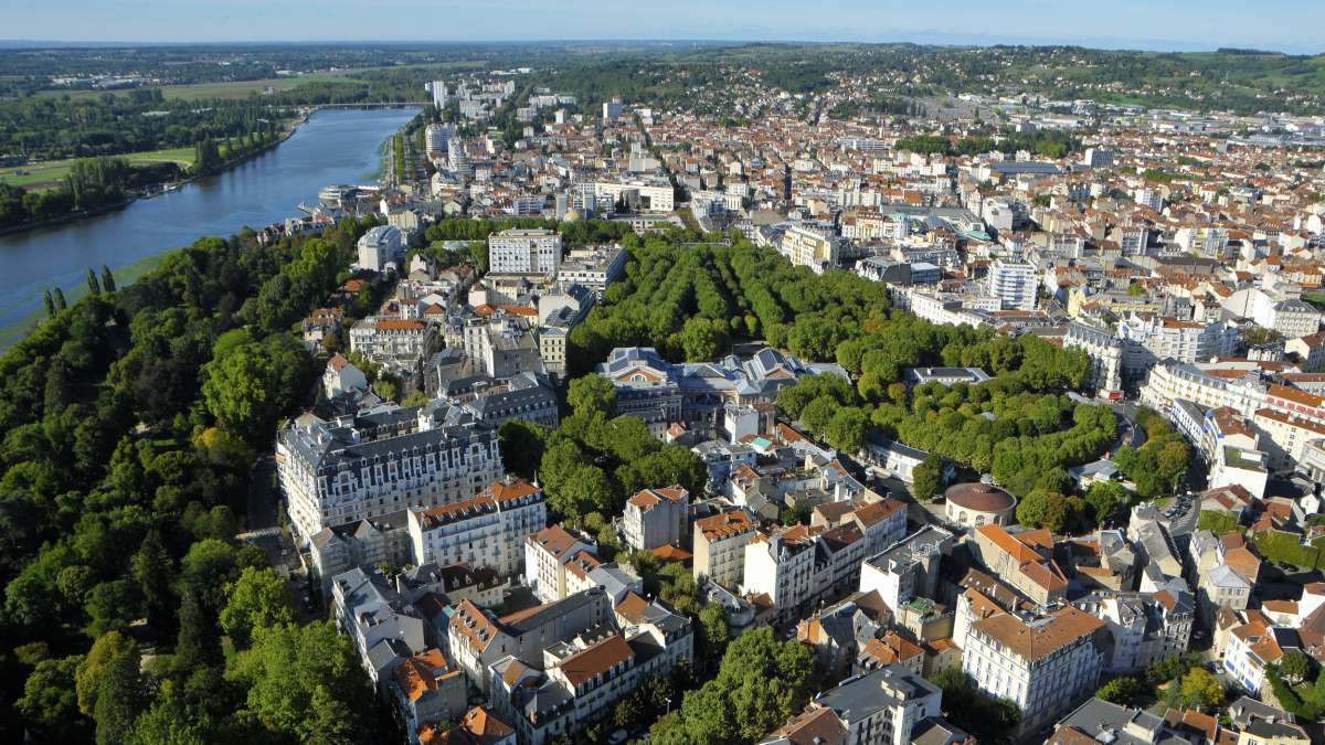 vue aérienne sur la ville de Vichy