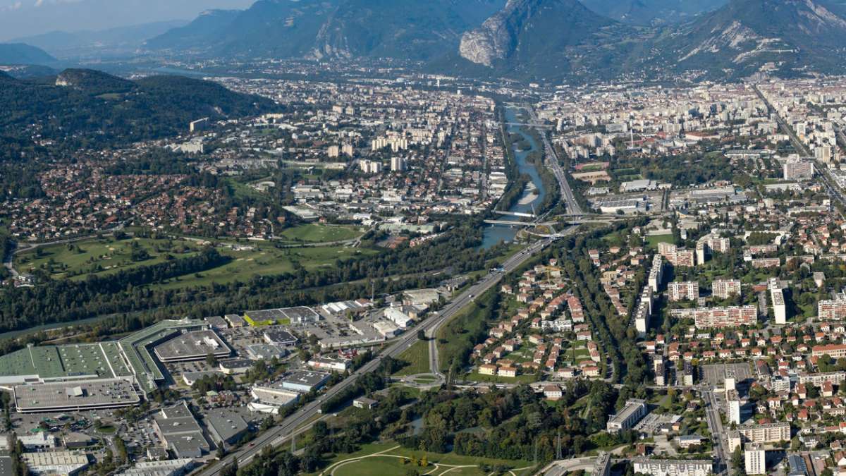 Zone d'activité de la Comboire à Grenoble (vue aérienne)