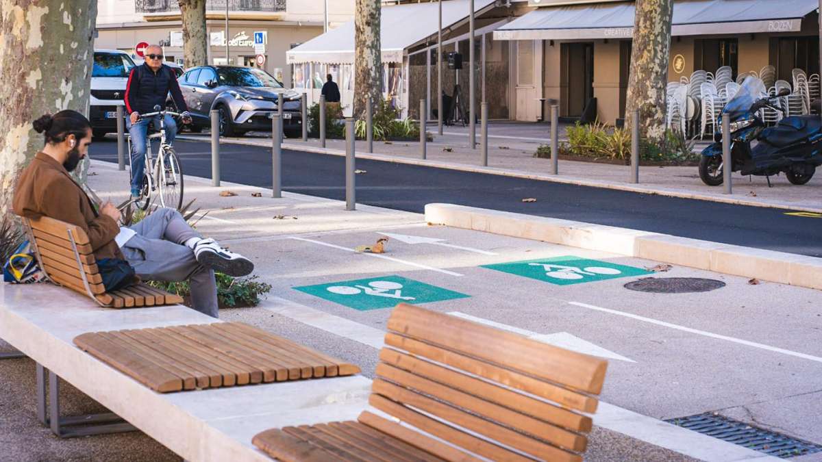 Aménagement cyclable et piétons à Nice