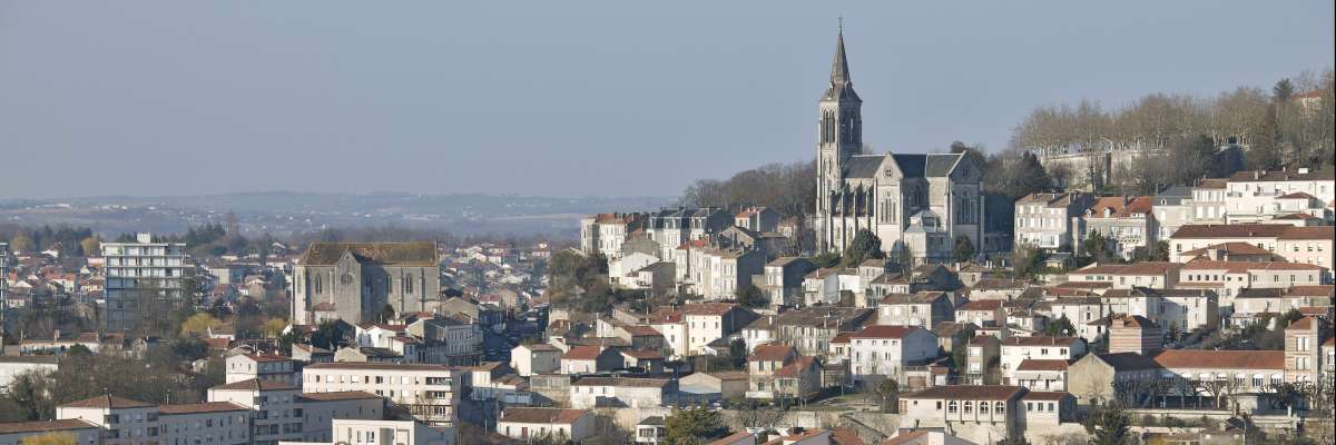 Les remparts sud d'Angoulême - © Thierry Degen - Terra