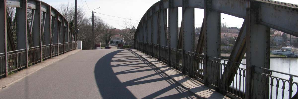 Le pont Escuras sur la commune de Dombasles-sur-Meurthe